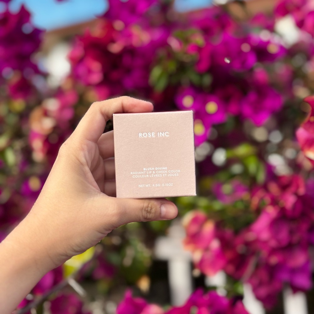 BNIB Rose Inc Blush • Hibiscus